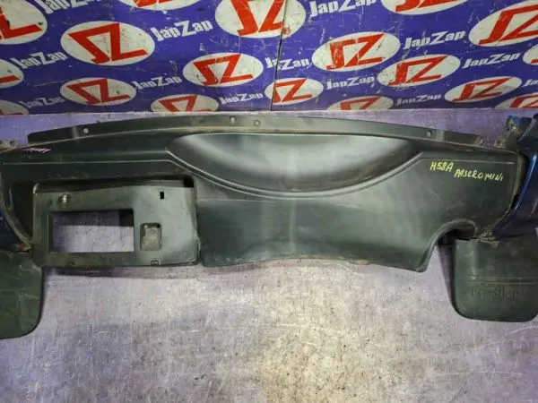 Бампер задний Mitsubishi Pajero Mini H58A