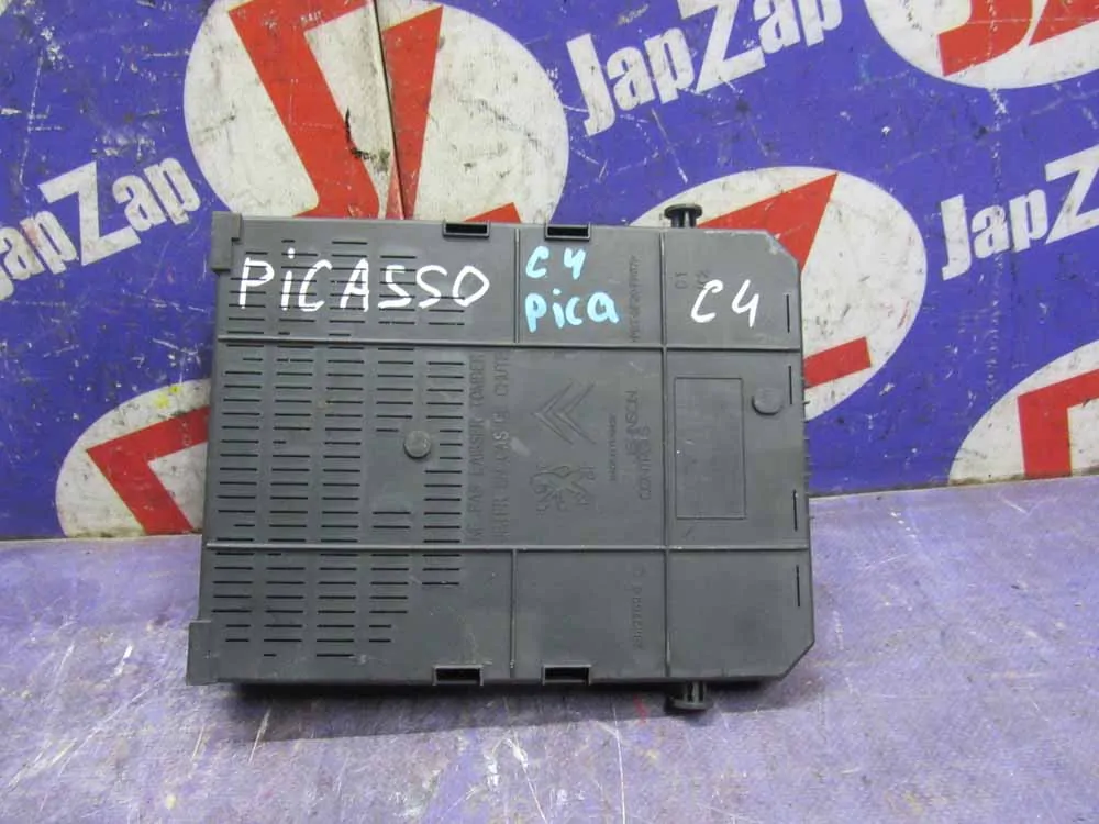 Блок предохранителей, реле Citroen Grand C4 Picasso UA