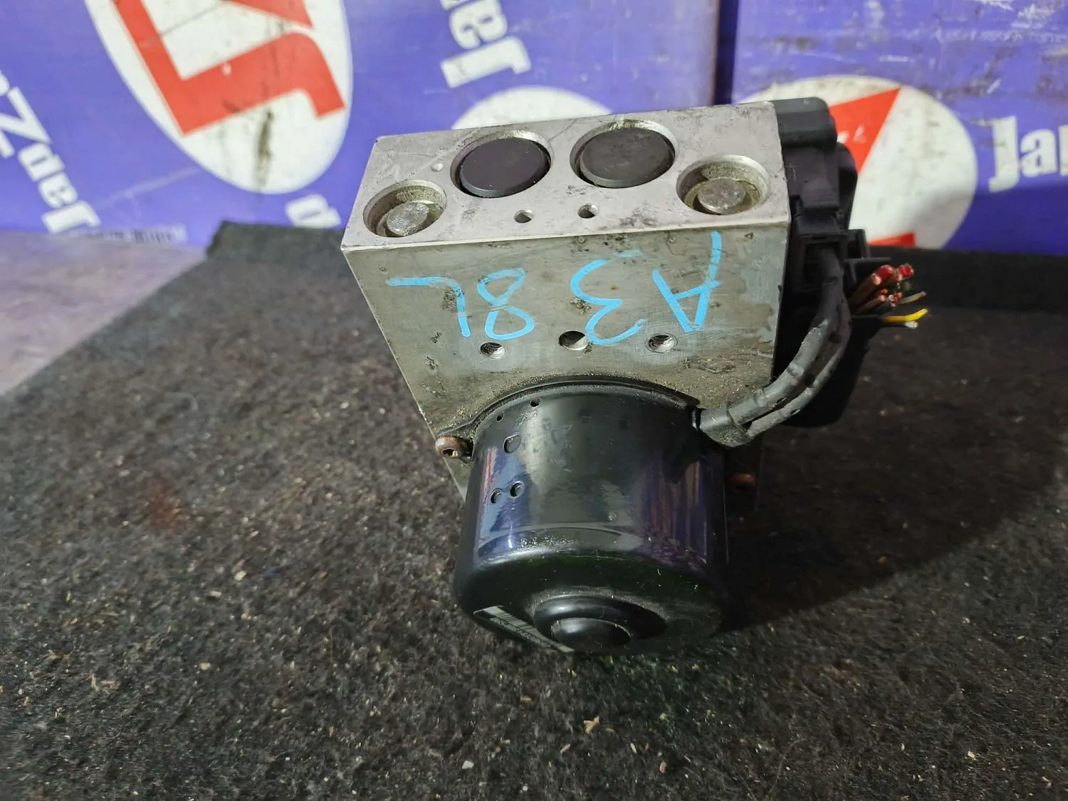 Блок ABS Audi A3 8L
