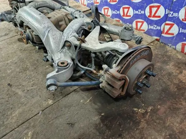 Балка поперечная Nissan Skyline V35