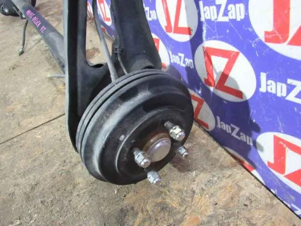 Балка поперечная Mitsubishi Delica D2 MB15S