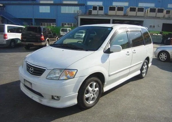 Второе поколение Mazda MPV выглядит вот так Второе поколение Mazda MPV выглядит вот так