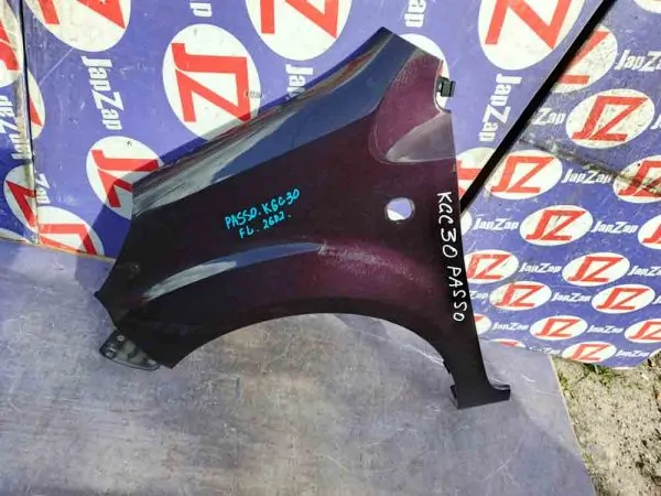 Крыло переднее Toyota Passo KGC30