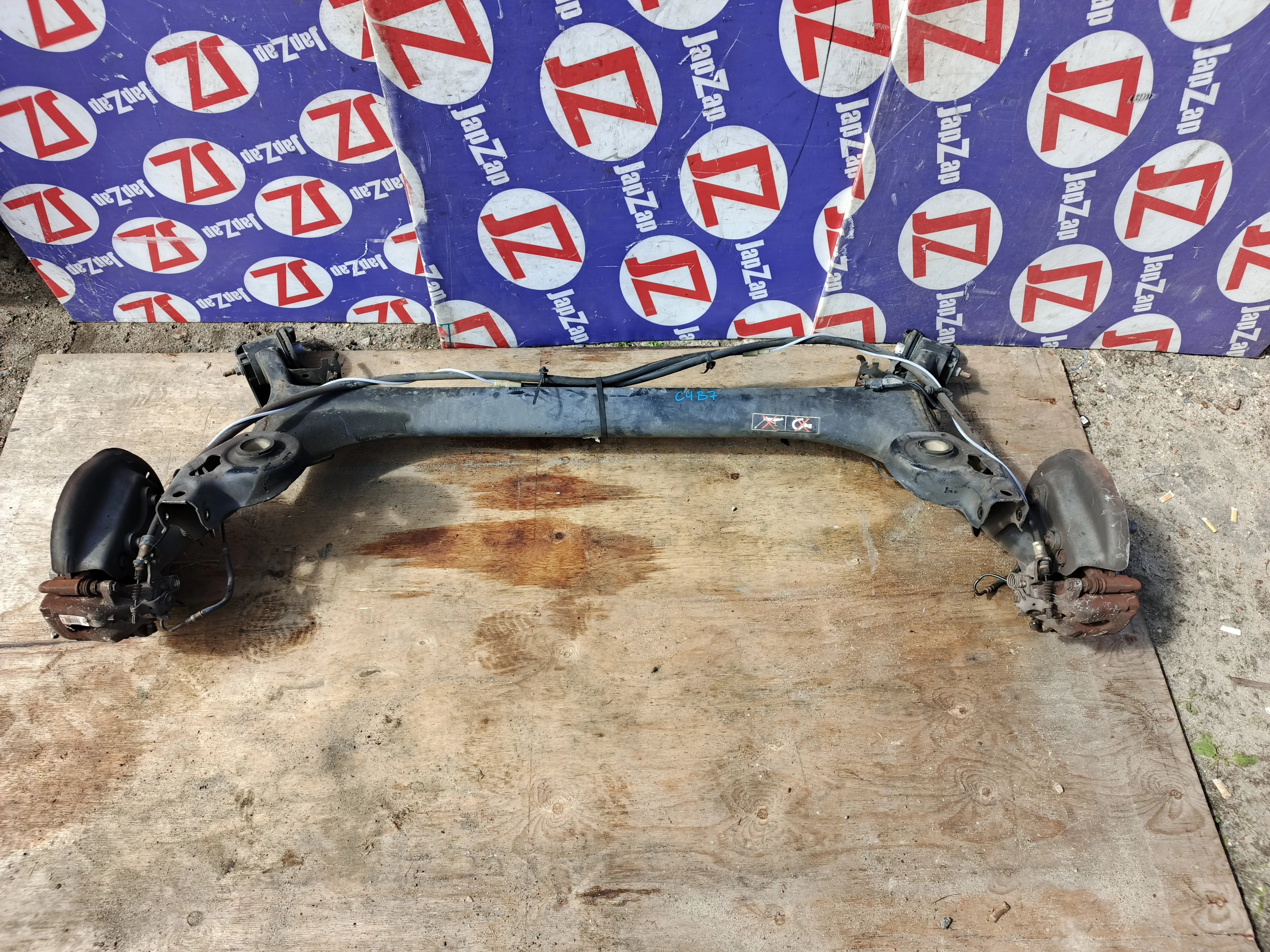 Балка поперечная Citroen C4 B7