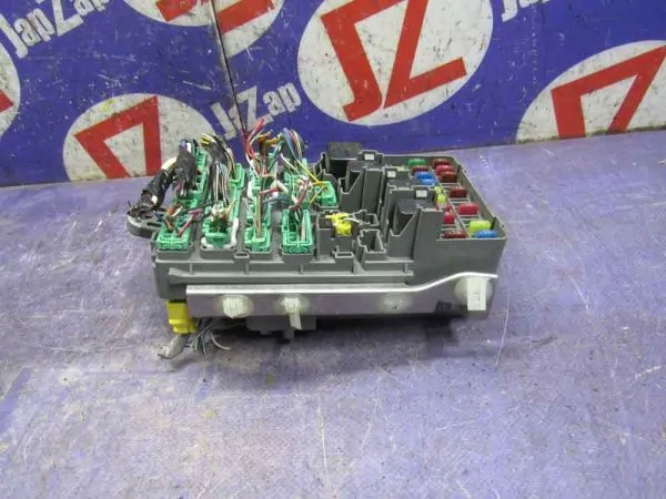 Блок предохранителей, реле Citroen C5 X7.RD