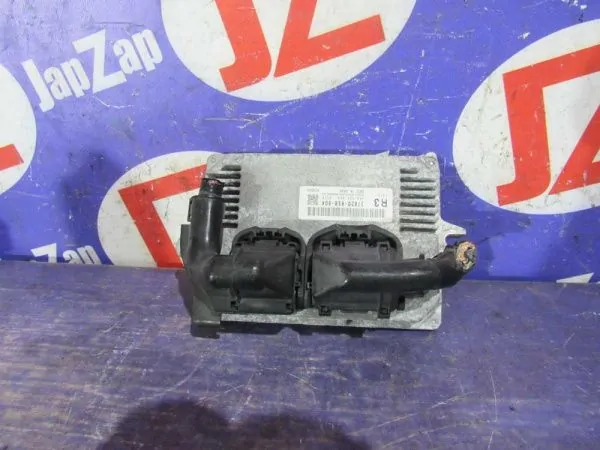 Блок управления двигателем Honda Life JC1