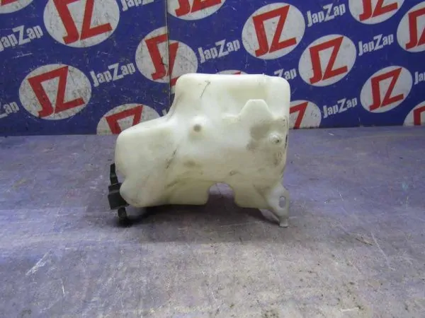 Бачок омывателя Opel Astra F