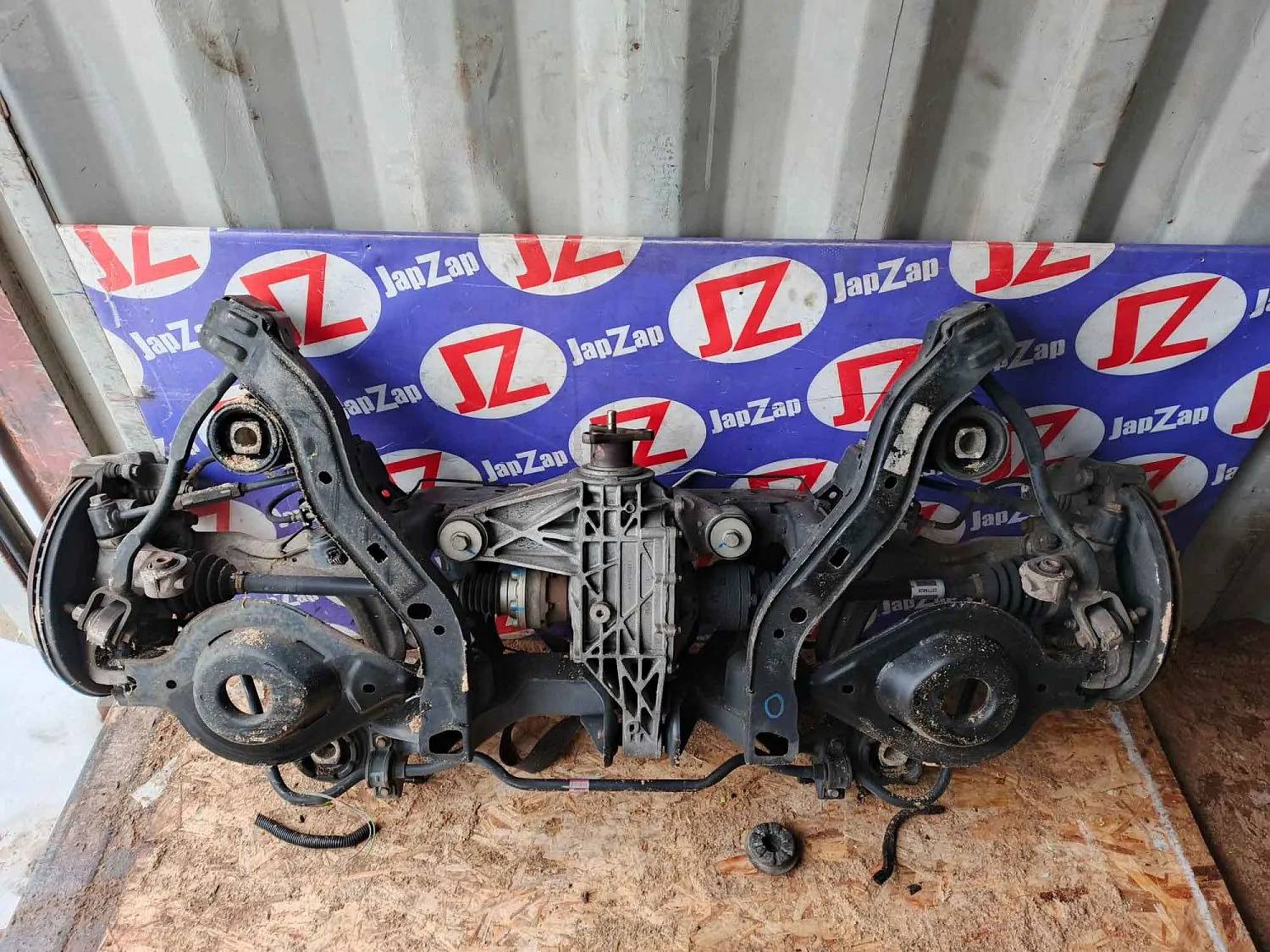 Балка поперечная Cadillac CTS