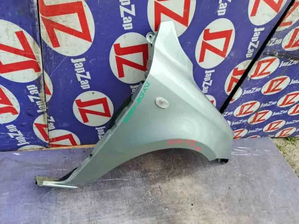 Крыло переднее Mazda Demio DY3W