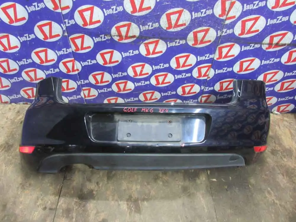 Бампер задний Volkswagen Golf 5K1