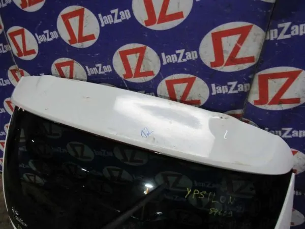 Дверь багажника Lancia Ypsilon 84609