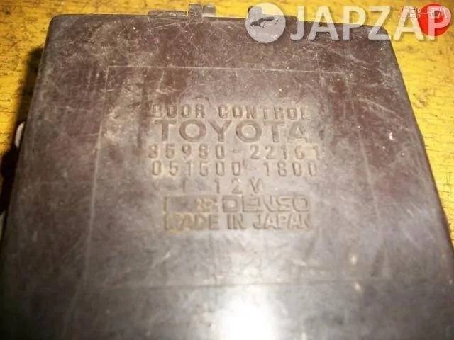 Блок управления дверьми для Toyota Mark II           Блок управления дверьми для Toyota Mark II