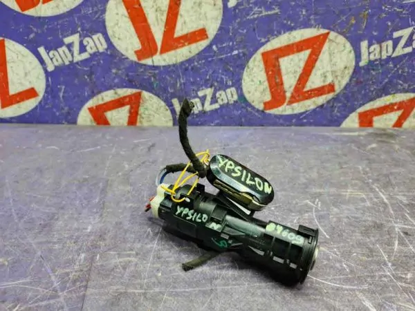 Замок зажигания Lancia Ypsilon 84609