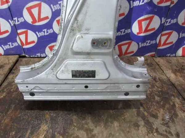 Стойка кузова Lexus IS GSE21