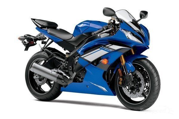 Yamaha YZF-R6 − один из лучших гоночных мотоциклов, скорость до 260 км/ч