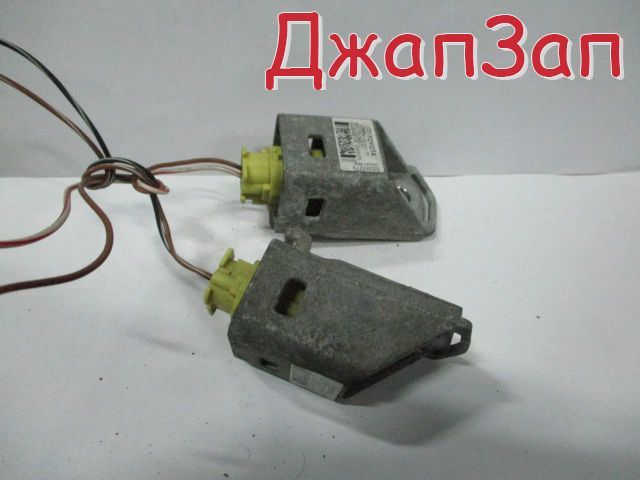 Датчик airbag для Toyota Camry ACV30  2AZ-FE     89173-06070 