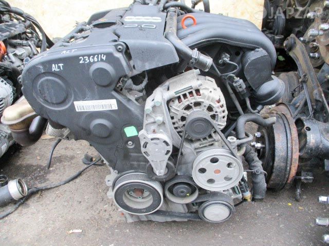 Двигатель для Audi A4 B7 8K2 8ED  ALT      