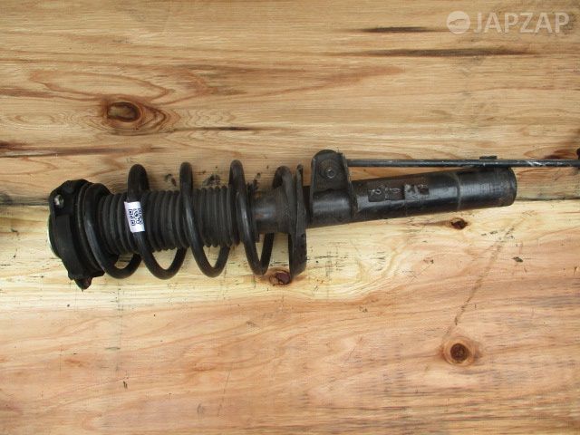 Стойка подвески для Audi A3 8P    перед право   