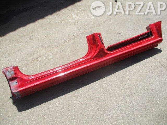 Порог кузова для Mazda MPV LW5W  GY      Красный