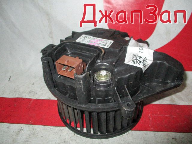 Мотор печки для Audi A4 B7 8К2 8ED        