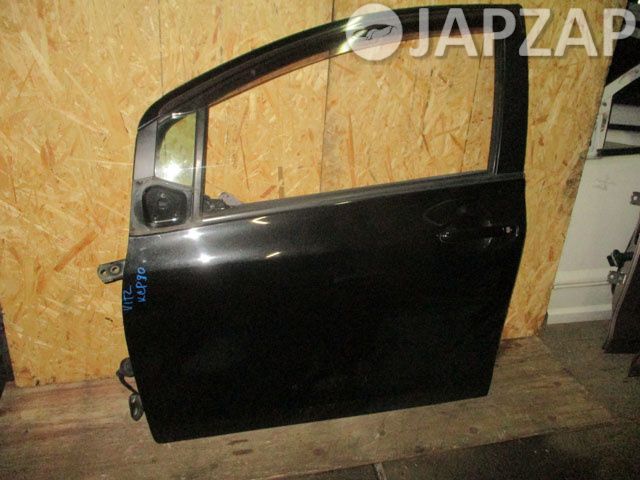 Дверь боковая для Toyota Vitz KSP90  1KR-FE      Черный