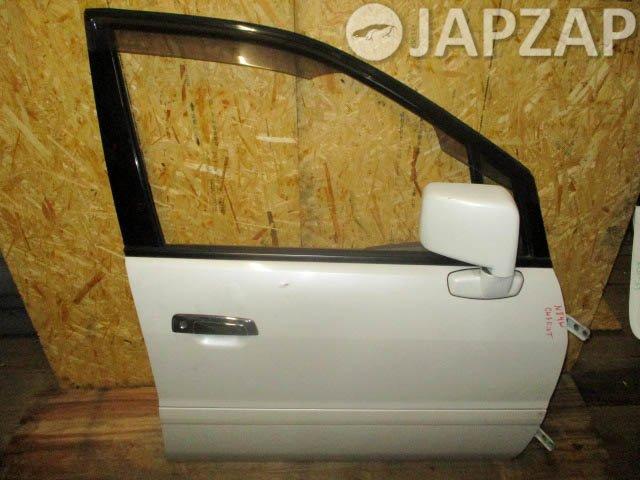 Дверь боковая для Mitsubishi Chariot Grandis N84W  4G64      