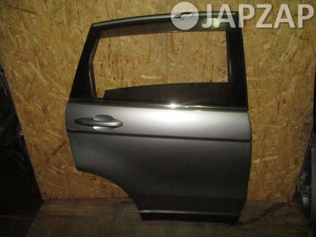 Дверь боковая для Honda CR-V RE4  K24A,      Серебро