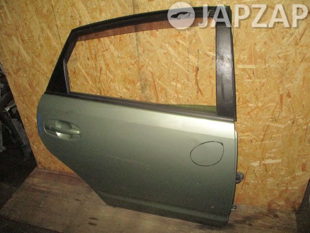 Дверь боковая для Toyota Prius NHW20  1NZ-FXE      Серый