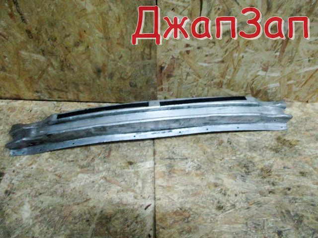 Усилитель бампера для Audi A4 B7 8К2 8ED    зад    