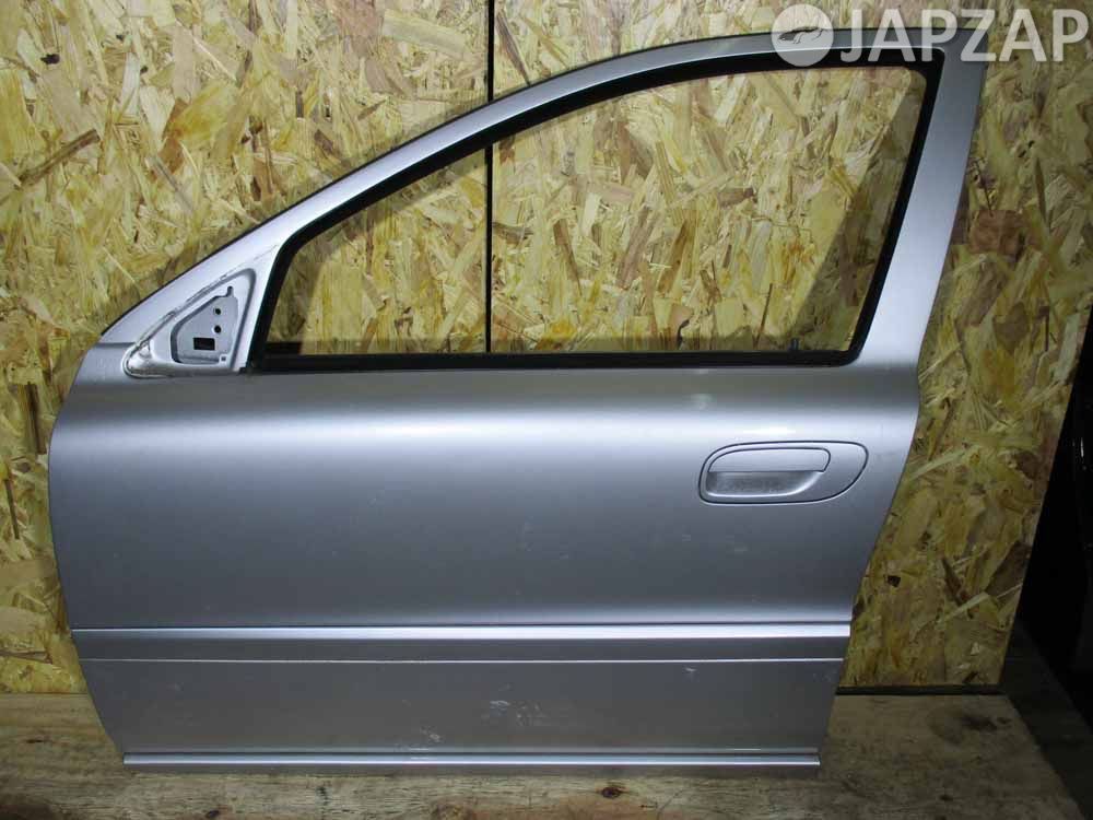 Дверь для Volvo S60 RS61 RS79 RH59 HV32  B5244S  перед лево   Серебро