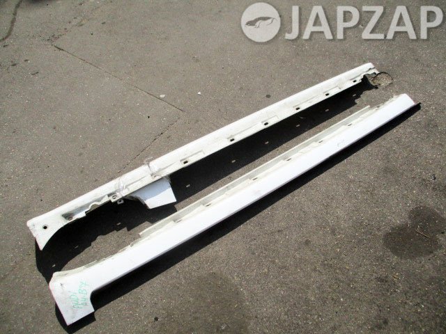 Порог пластиковый для Audi A4 B7 8К2 8ED        