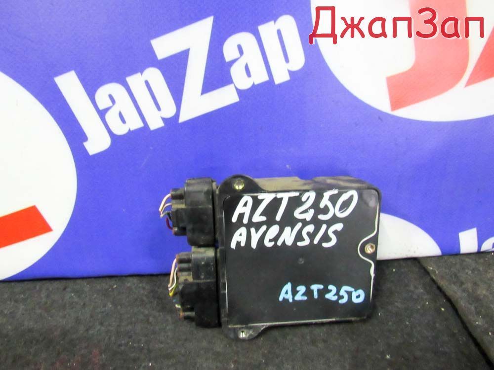 Блок управления форсунками для Toyota Avensis AZT250  1AZ-FSE     89871-20040 
