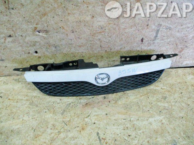 Решетка радиатора для Mazda Familia BJ        