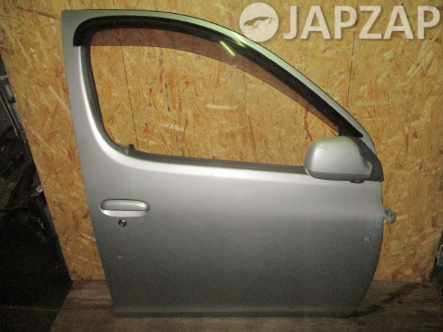 Дверь боковая для Toyota Funcargo NCP20  2NZ-FE      Серебро