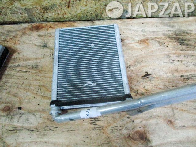 Радиатор печки для Toyota Vitz SCP90  2SZ-FE      