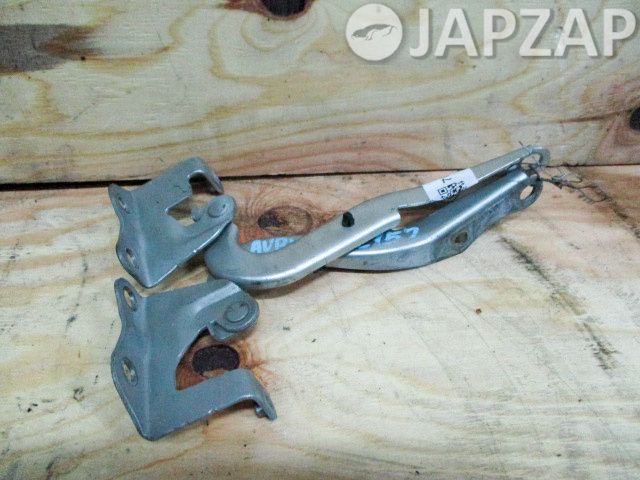 Петли капота для Toyota Auris ZRE152  2ZR-FE      