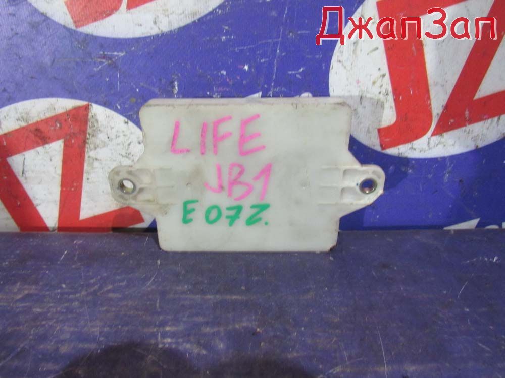 Блок управления двигателем для Honda Life JB1  E07Z     37820pfb905 Серебристый