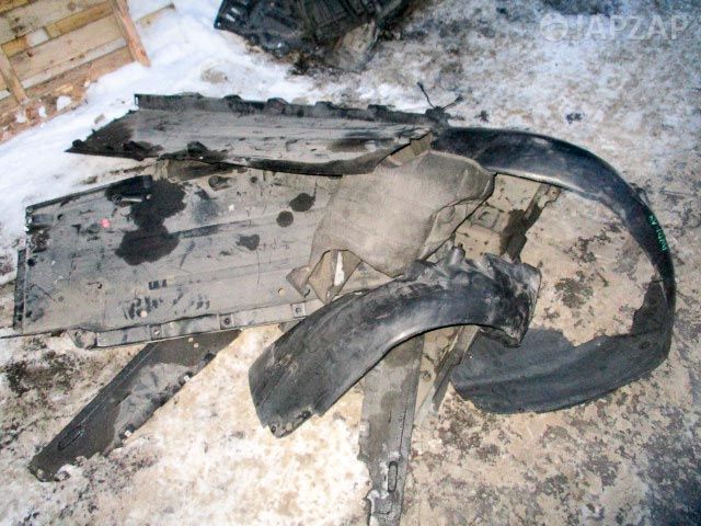 Подкрылок для Audi A4 B6 8EC 8E5        