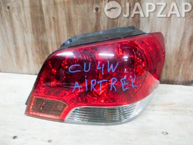 Фонарь задний для Mitsubishi Airtrek CU4W  4G64      