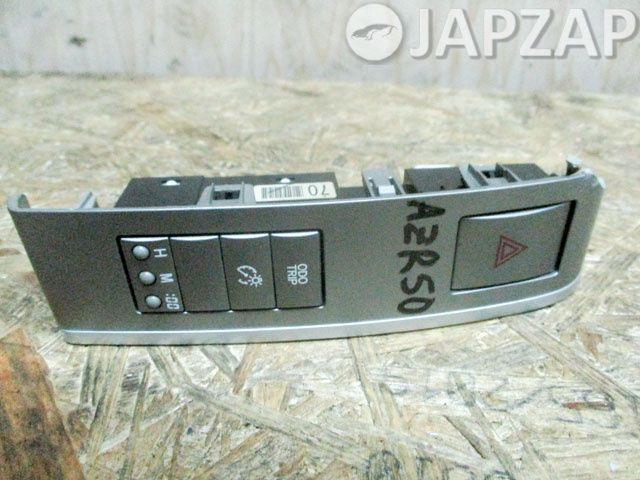 Кнопка аварийной сигнализации для Toyota Estima ACR50  2AZ-FE      