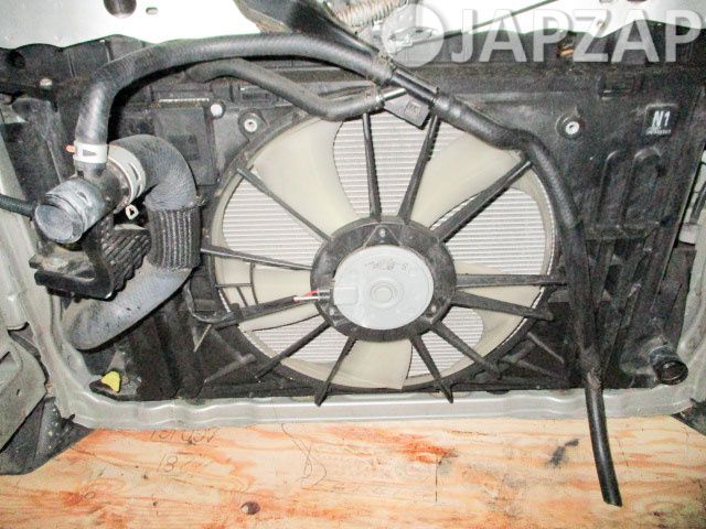 Вентилятор радиатора для Toyota Auris ZRE152  2ZR-FE      