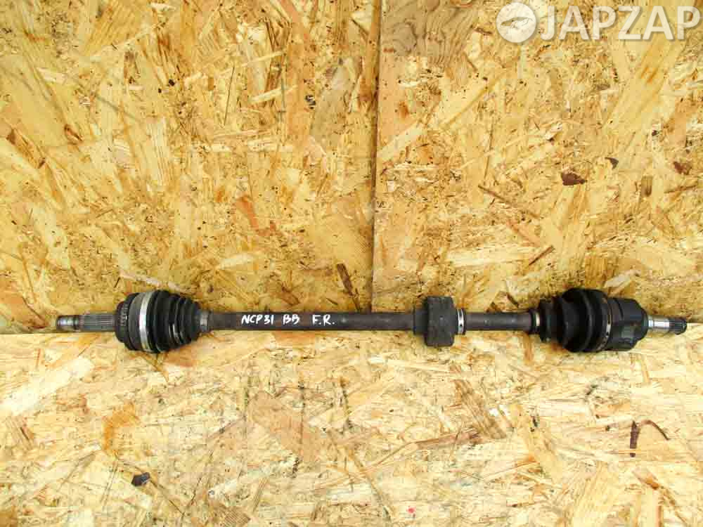 Привод для Toyota bB NCP31    перед право   