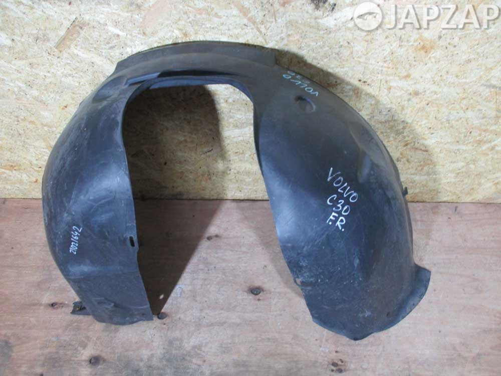 Подкрылок для Volvo C30 MK38    перед право  31213671 
