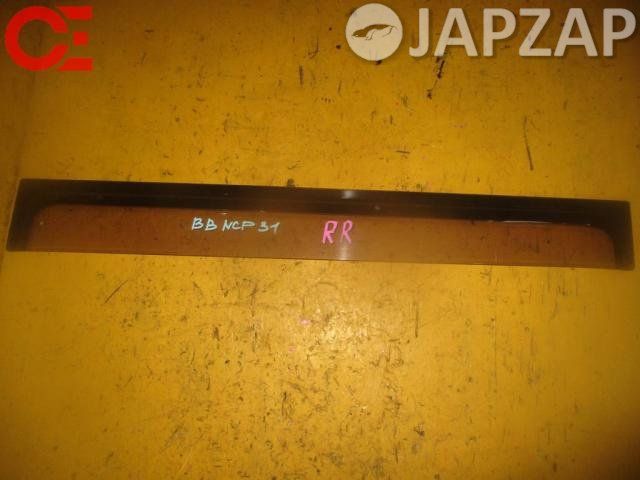 Ветровик для Toyota bB         