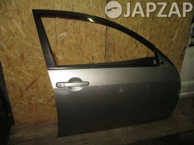 Дверь боковая для Nissan Primera WTP12  QR20DE      Серебро