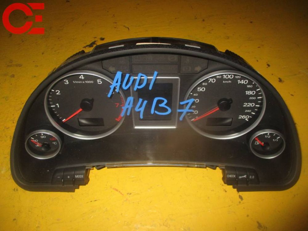 Щиток приборов для Audi A4         
