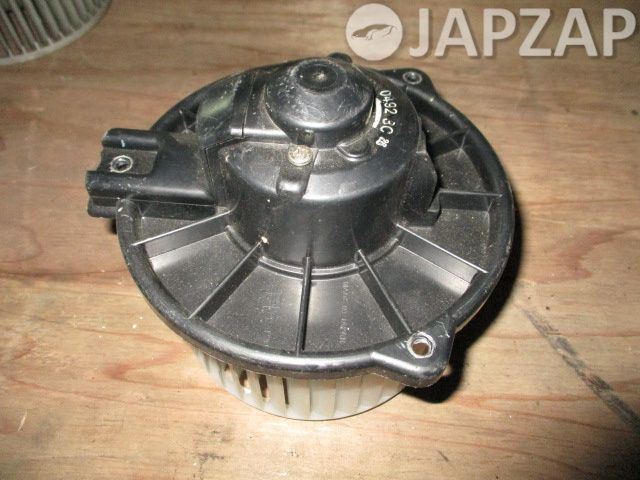 Мотор печки для Toyota bB NCP30        