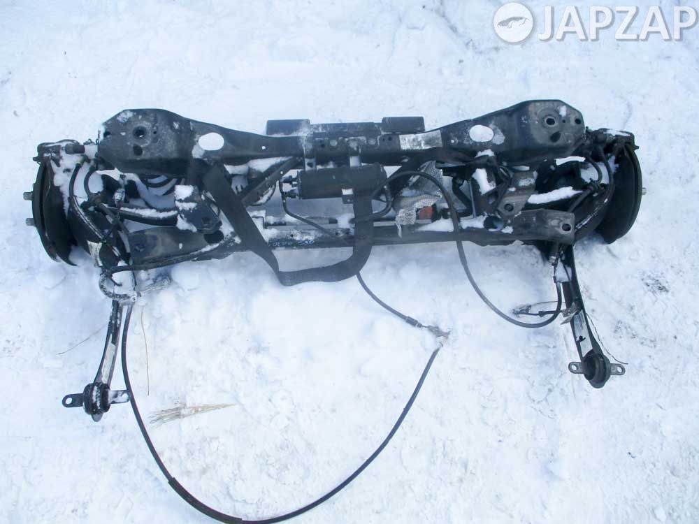 Балка подвески поперечная подрамник для Volvo C30 MK38  B5244S  зад    