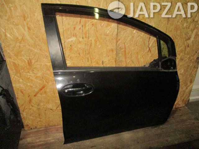 Дверь боковая для Toyota Vitz KSP90  1KR-FE      Черный