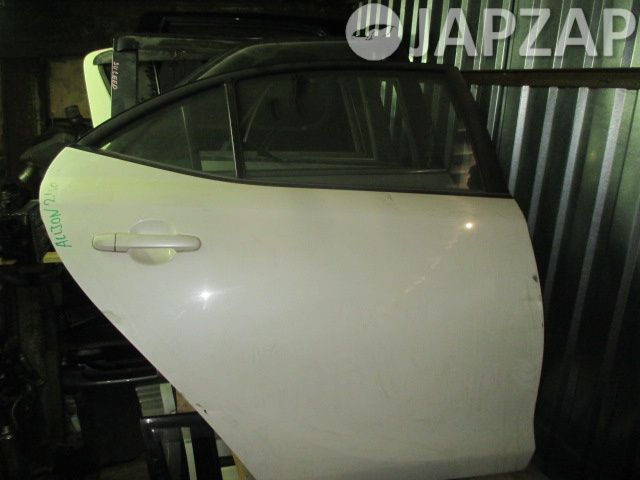 Дверь для Toyota Allion NZT240  1NZ-FE  зад право   Белый